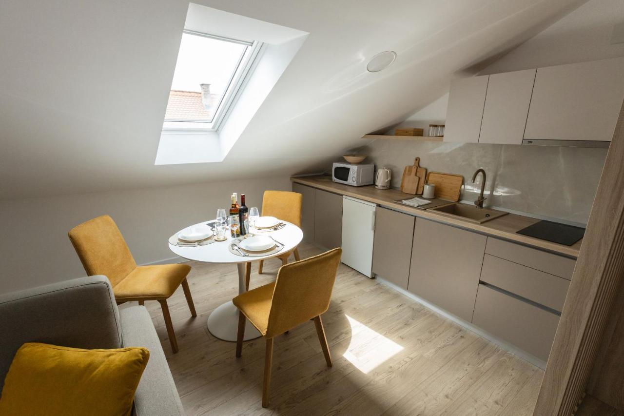 Rooms & Apartment Perak Kutjevo Luaran gambar